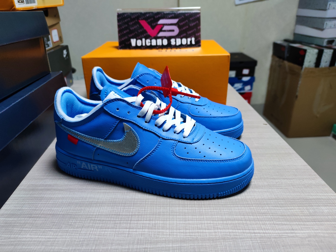 Air Force 1 Low Off-White MCA University Blue CI1173 400