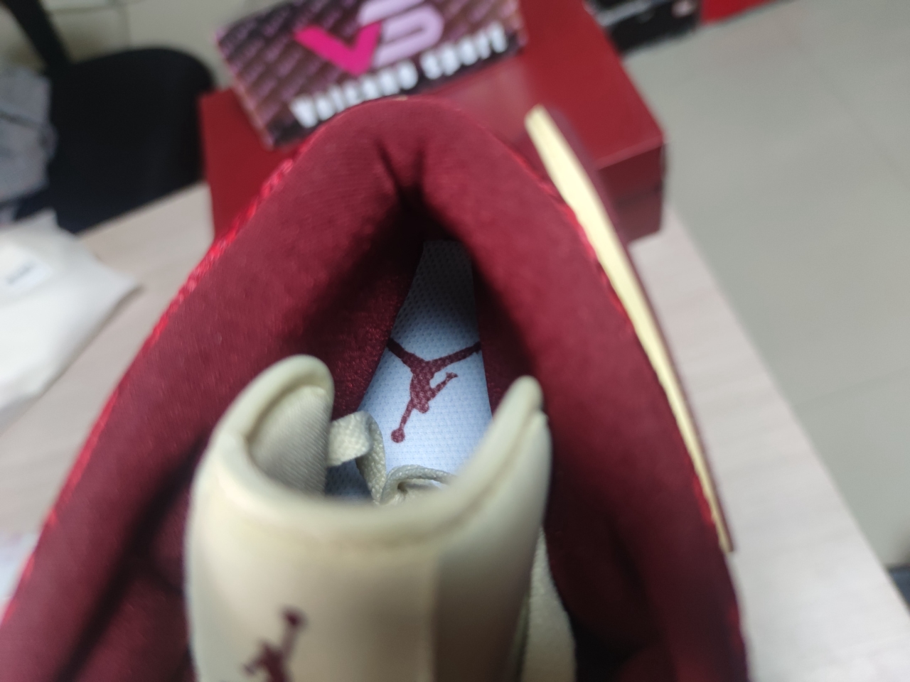 Jordan 1 Mid SE Tiki Leaf Team Red DZ2820-601