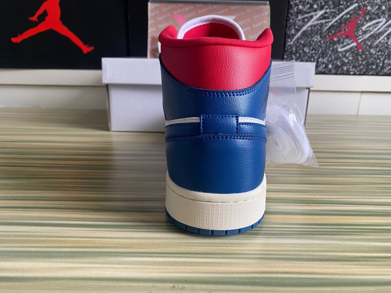 Jordan 1 Mid French Blue Gym Red BQ6472-146