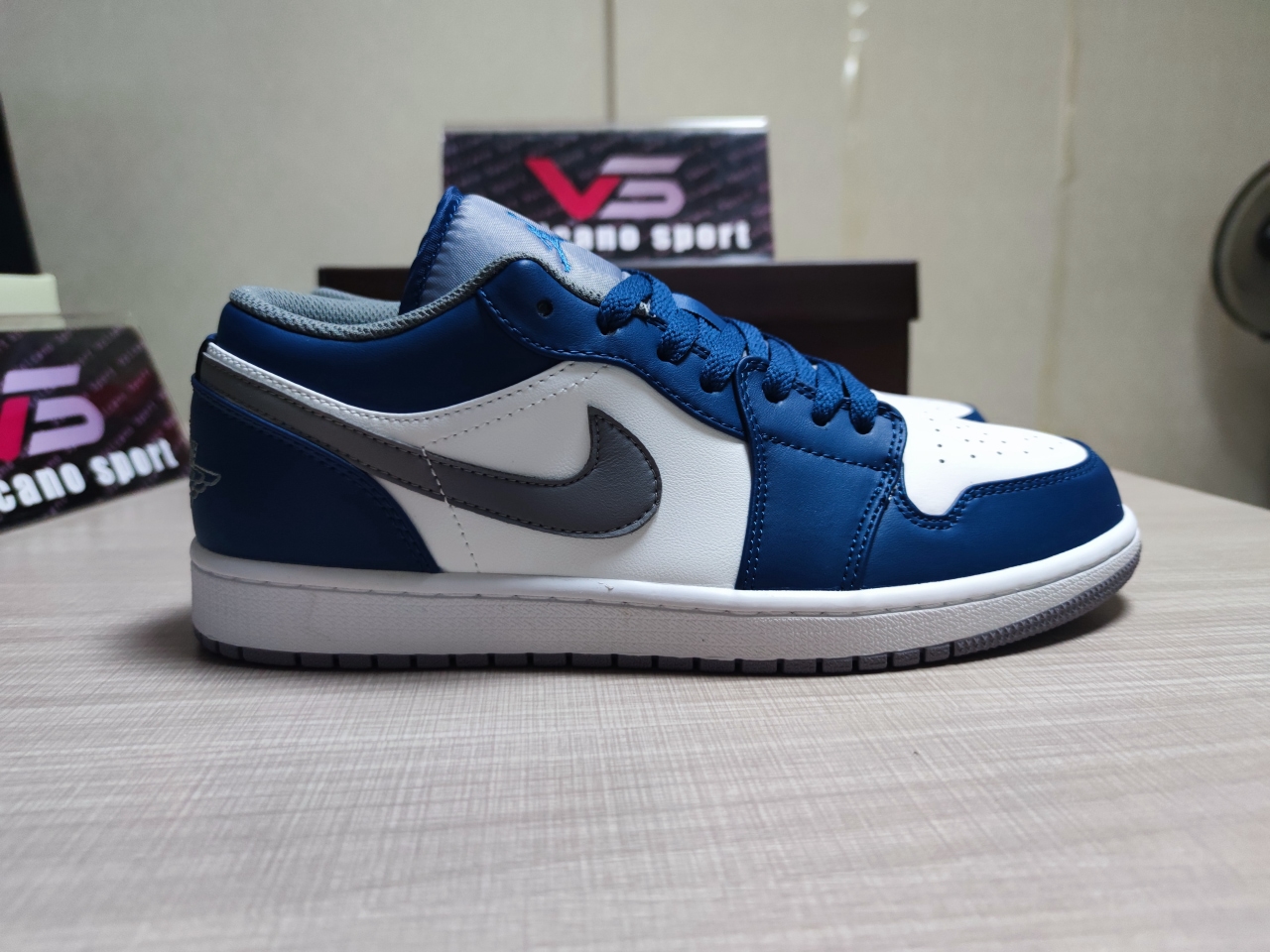 Air Jordan 1 Low “Purple Black” 553558 412