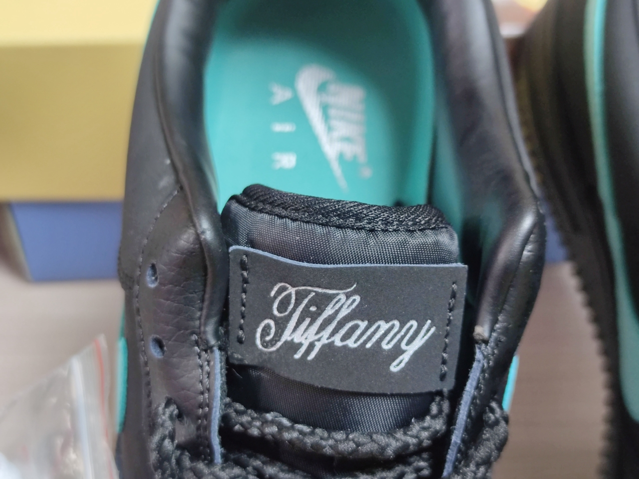 Tiffany X Air Force 1 Black and Green AO2425 400