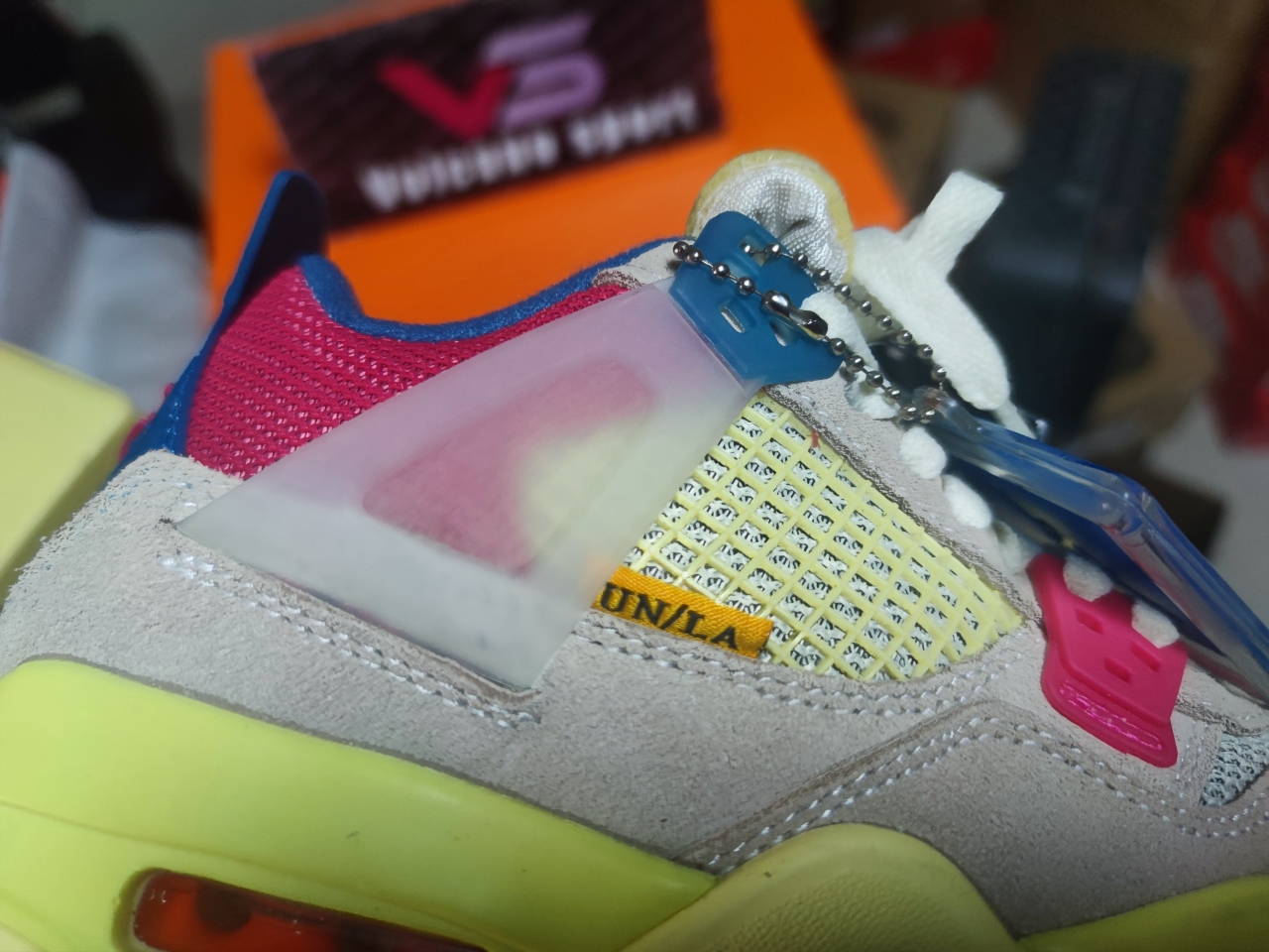 Jordan 4 Retro Union Guava Ice DC9533-800