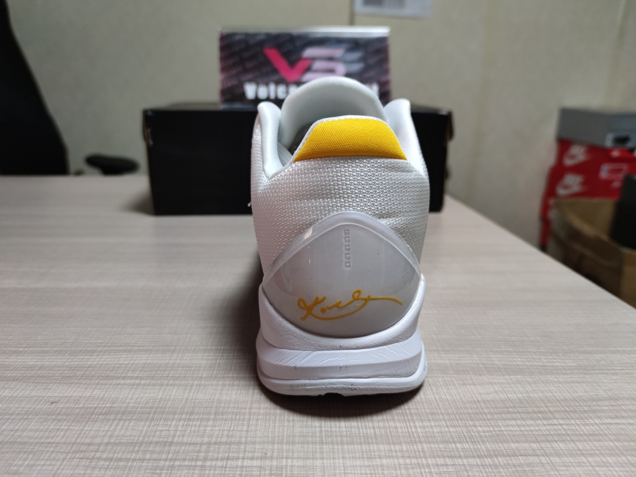 Kobe 5 Protro Bruce Lee Alternate CD4991 101