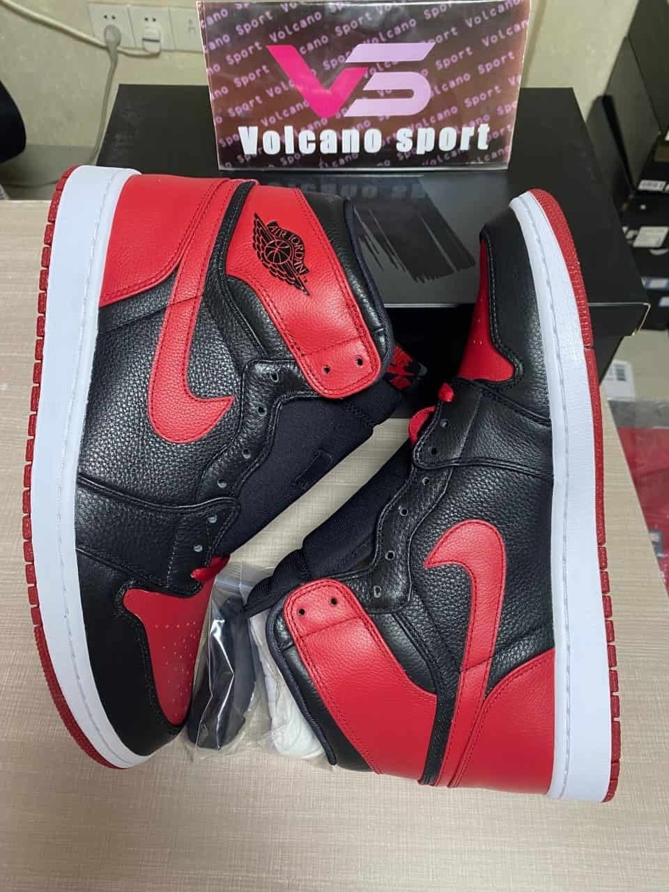 Jordan 1 Retro Banned (B-Grade) 432001-001