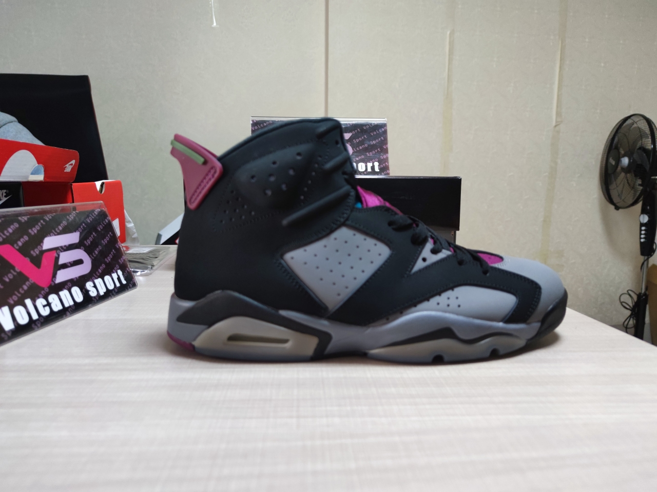 Jordan 6 Retro Bordeaux CT8529-063