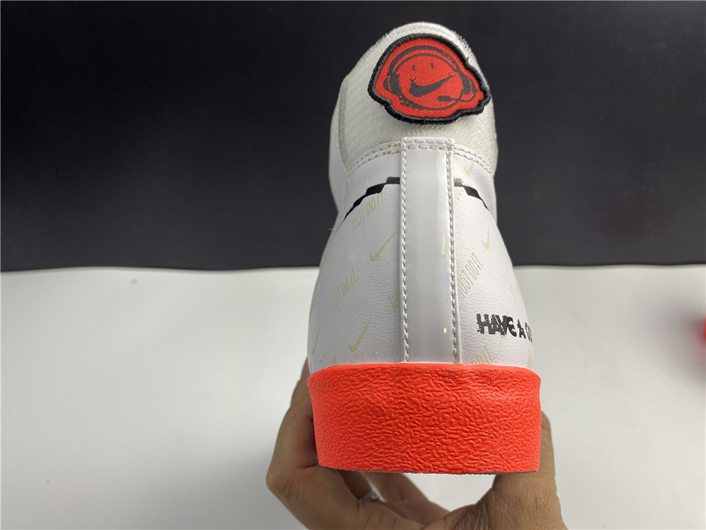 Nike Blazer Mid 77 Have a Good Game DC3280-101