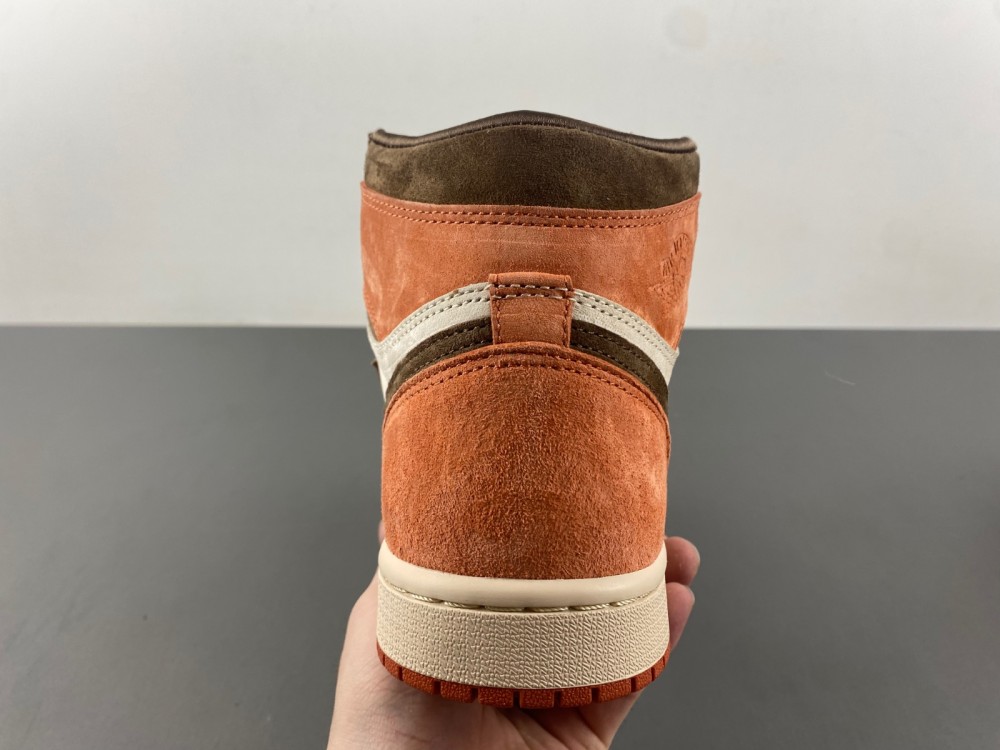 Air Jordan 1 High OG WMNS “Dusted Clay”FQ2941-200