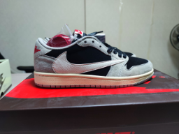 Travis Scott x Fragment x Jordan 1 Low CQ4277 006