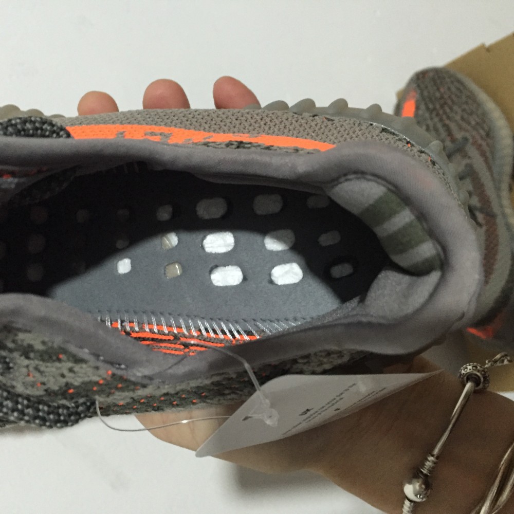 Yeezy Boost 350 V2 Beluga