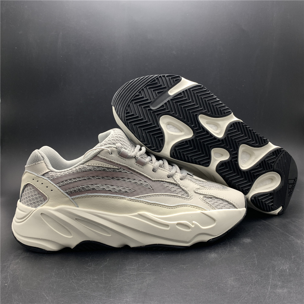 adidas Yeezy Boost 700 V2Static