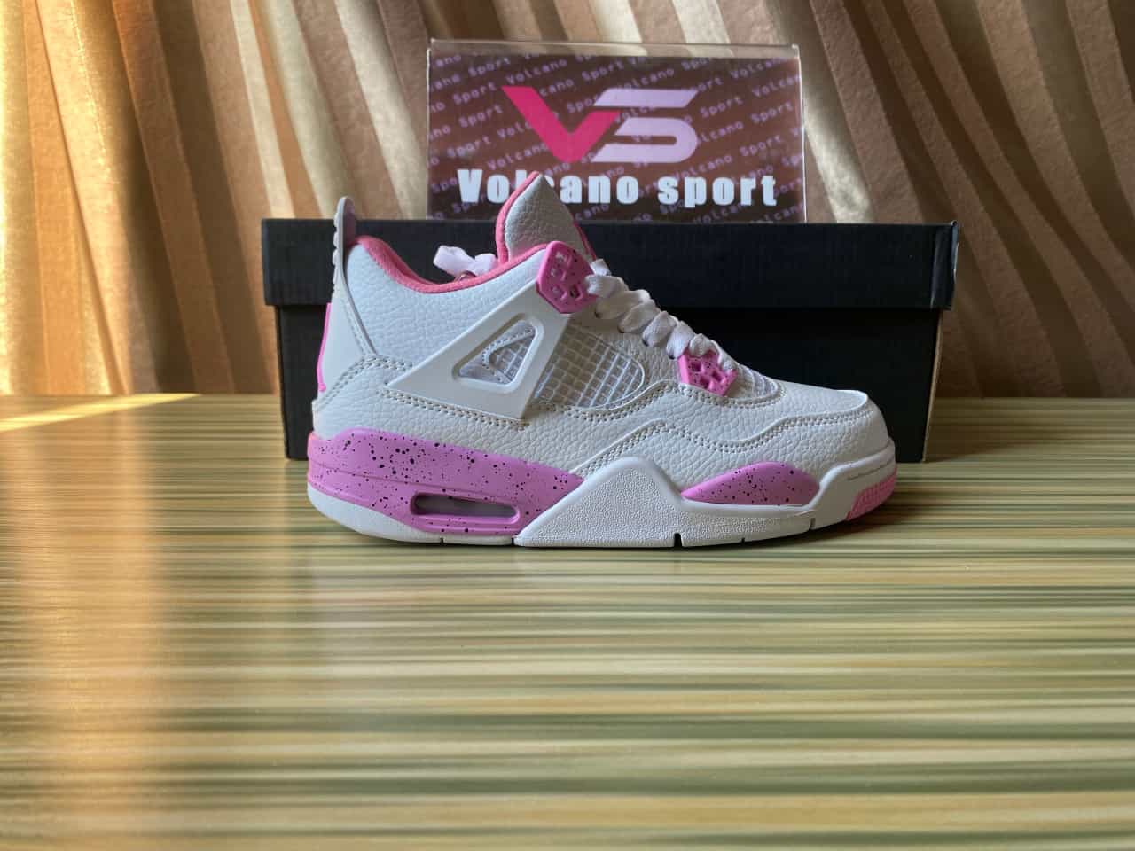 Jordan 4 Retro Pink & White CT8527-116