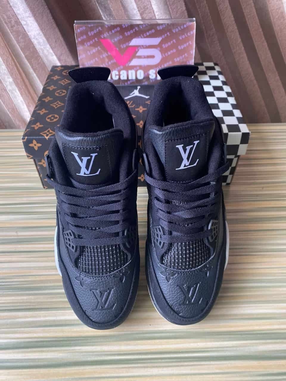 Jordan 4 X LV