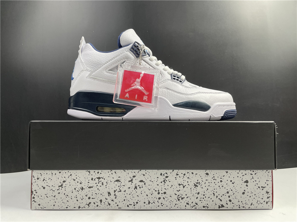 Air Jordan 4 