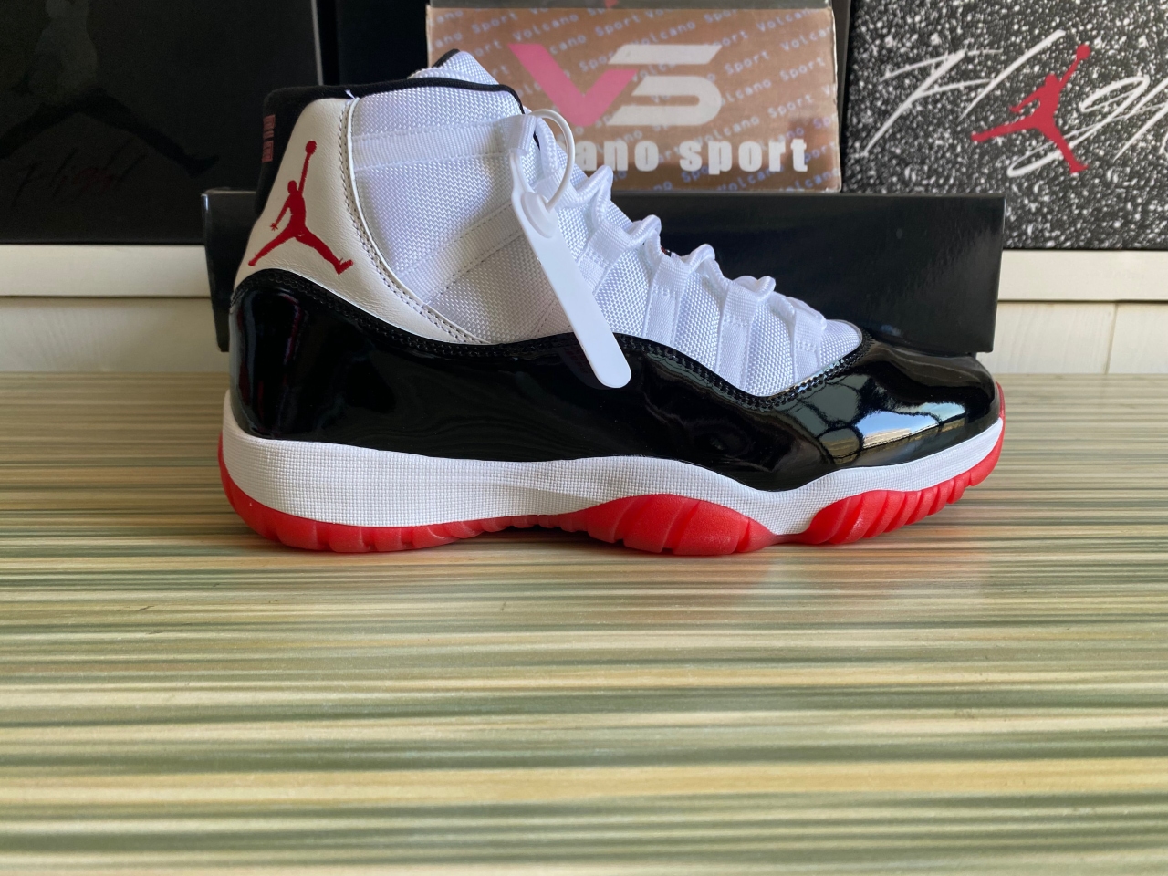 Jordan 11 Retro “Concord Bred”CT8012-106