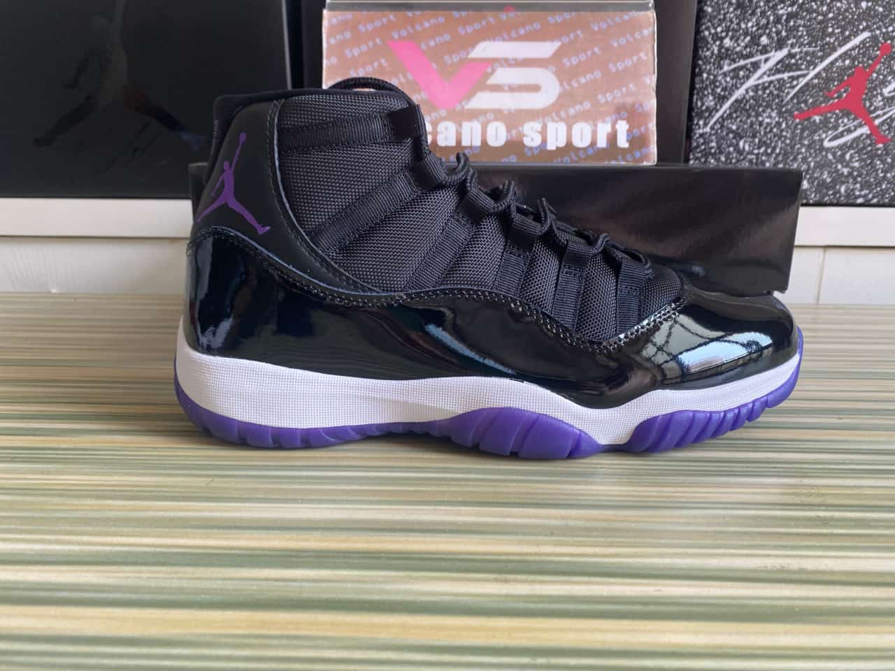 Jordan 11 Retro CT8812-999