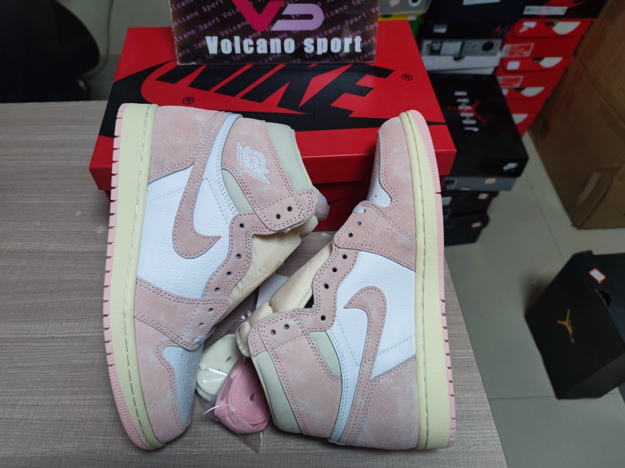 Jordan 1 Retro High OG Washed Pink FD2596-600