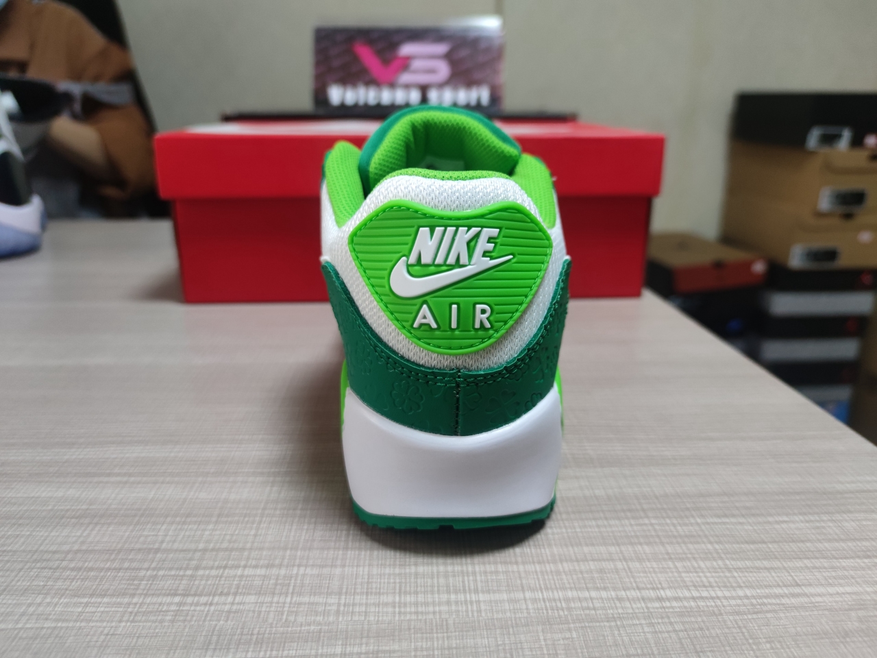 Air Max 90 St Patrick's Day DD8555 300