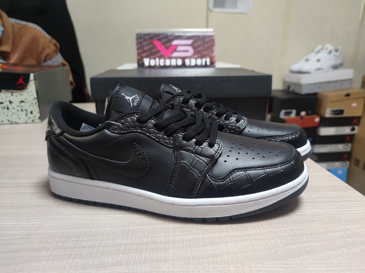 Jordan 1 Retro Low Golf Black Croc DD9315-003
