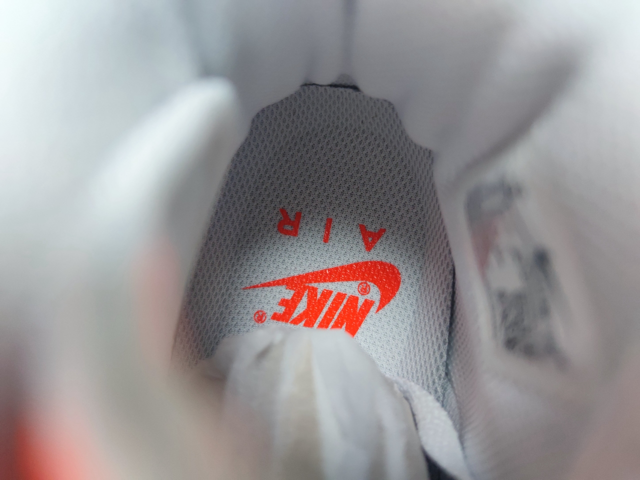 Air Force 1 High Kindness Day DC2198-100