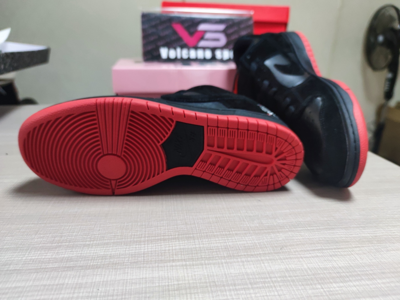 Jeff Staple x SB Dunk Low TRD QS