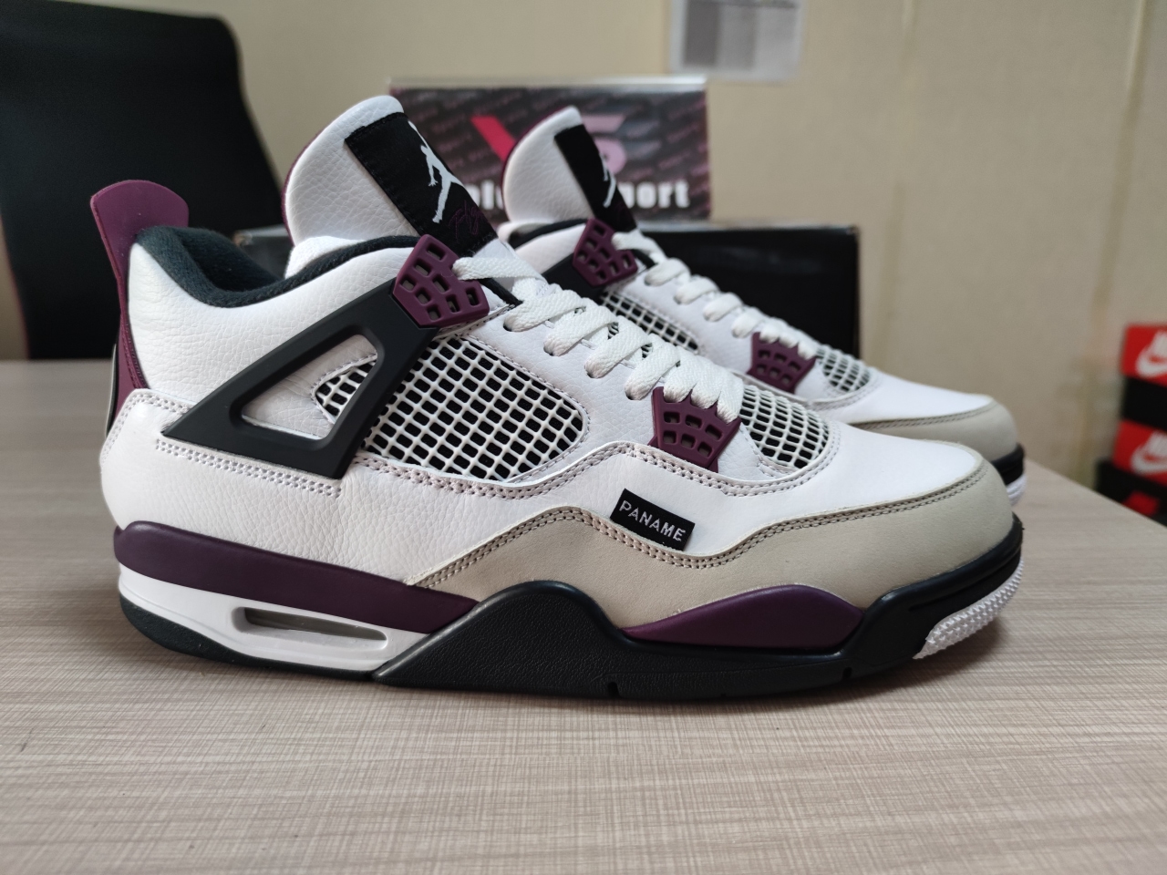 Jordan 4 Retro PSG Paris Saint-Germain CZ5624-100