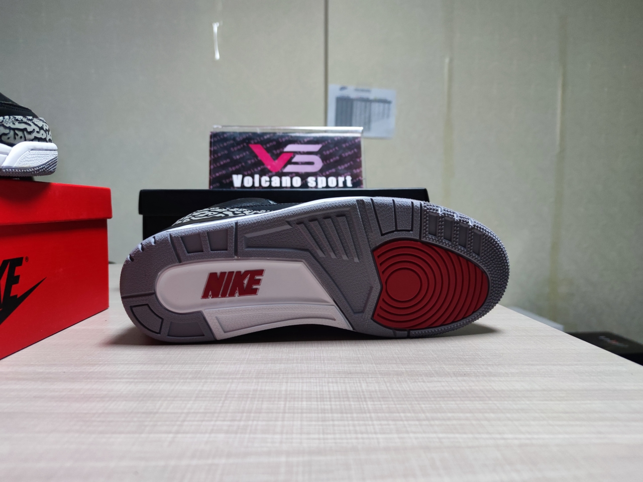Jordan 3 OG “Black Cement” 854262-001