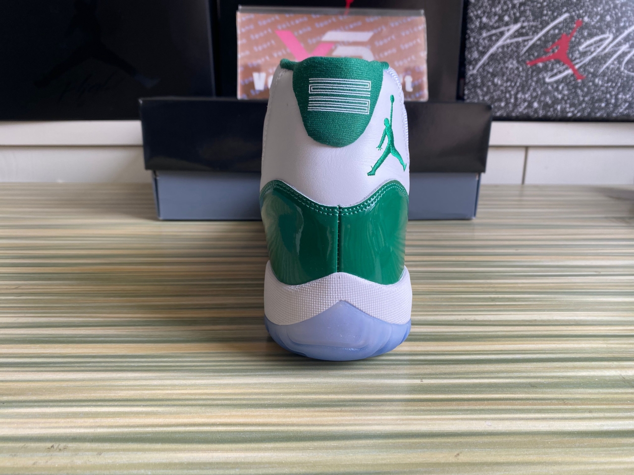 Jordan 11 Retro Lucky Green White And Green CT8012-113