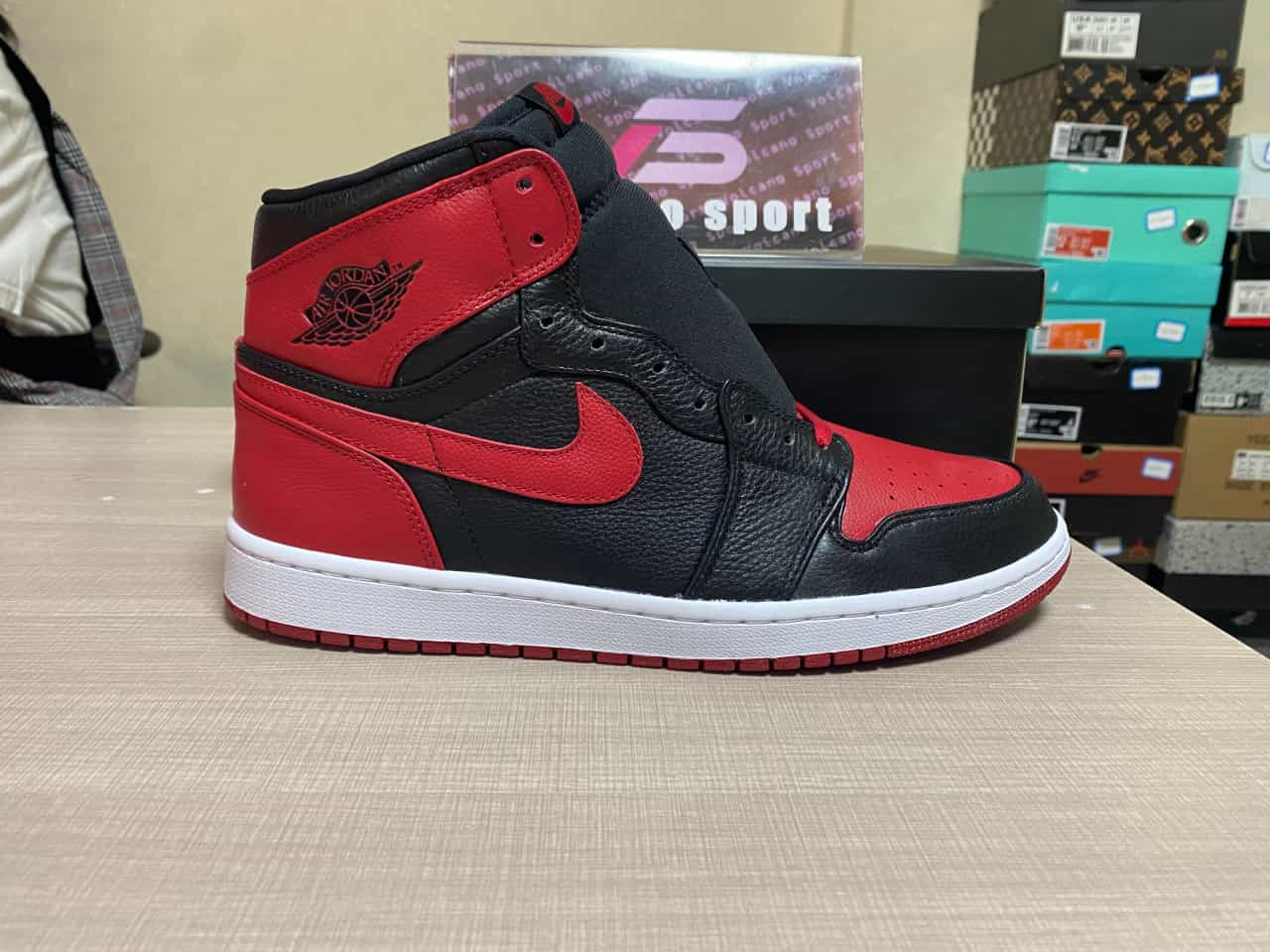 Jordan 1 Retro Banned (B-Grade) 432001-001