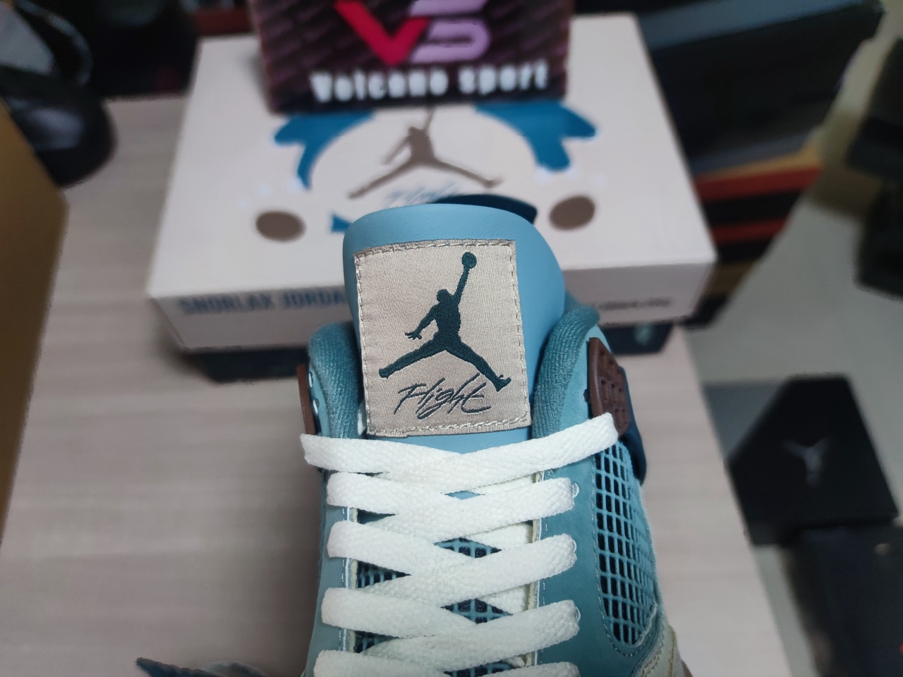 AIR JORDAN 4 KNCW