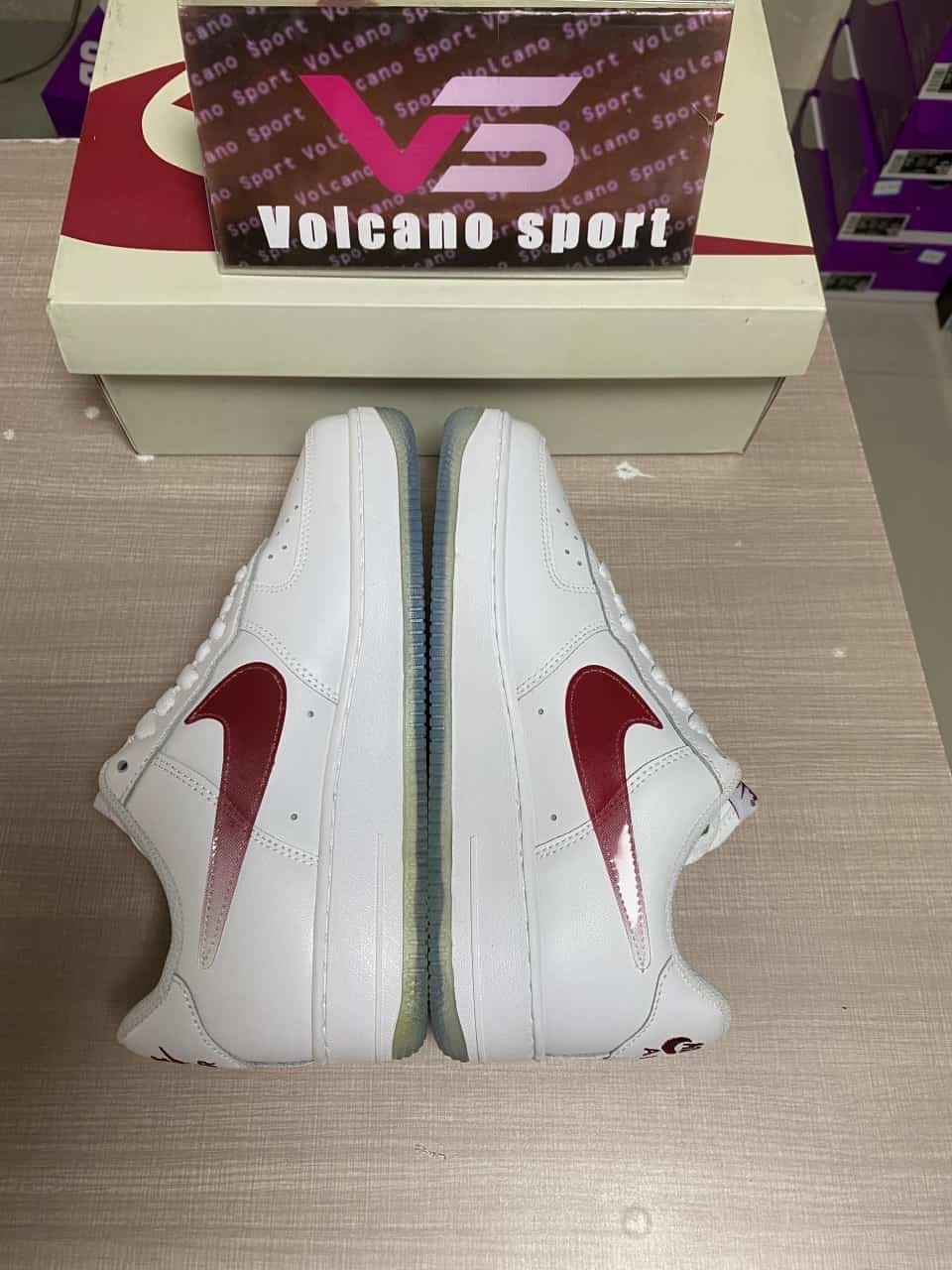 Air Force 1 07 Low White Red Metallic Gold CO3363-363