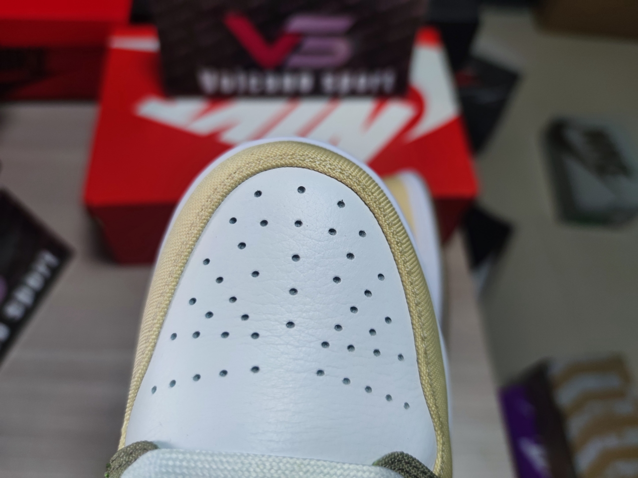 Jordan 1 Low Pastel Grind Vivid Green (GS) DJ0341 100