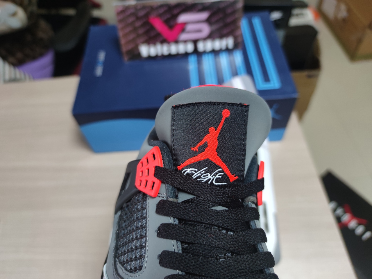 Jordan 4 Retro Infrared DH6927-061