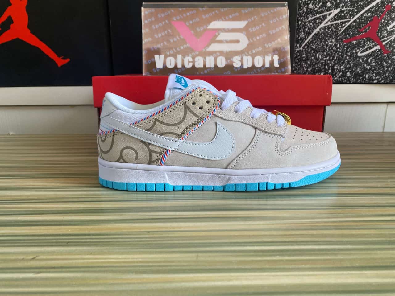 Dunk Low SE Barber Shop Grey DH7614-500