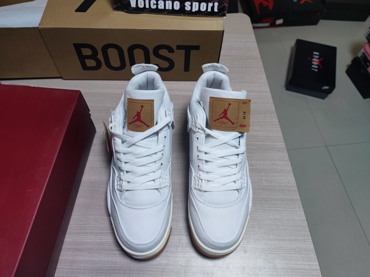 Levi's X Jordan 4 Retro White AO2571-100