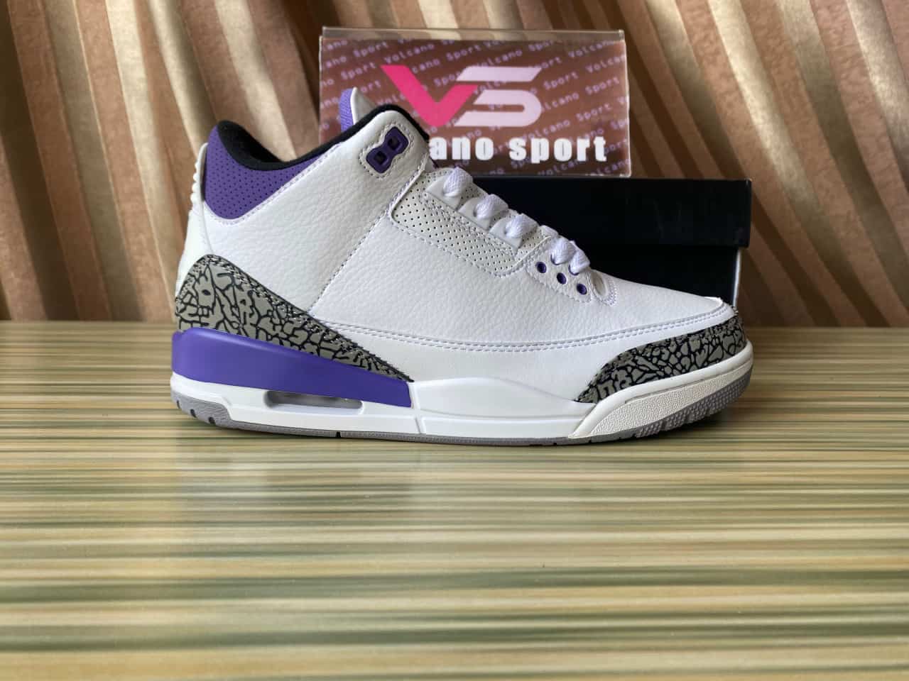 Jordan 3 Retro Dark Iris CT8532-105