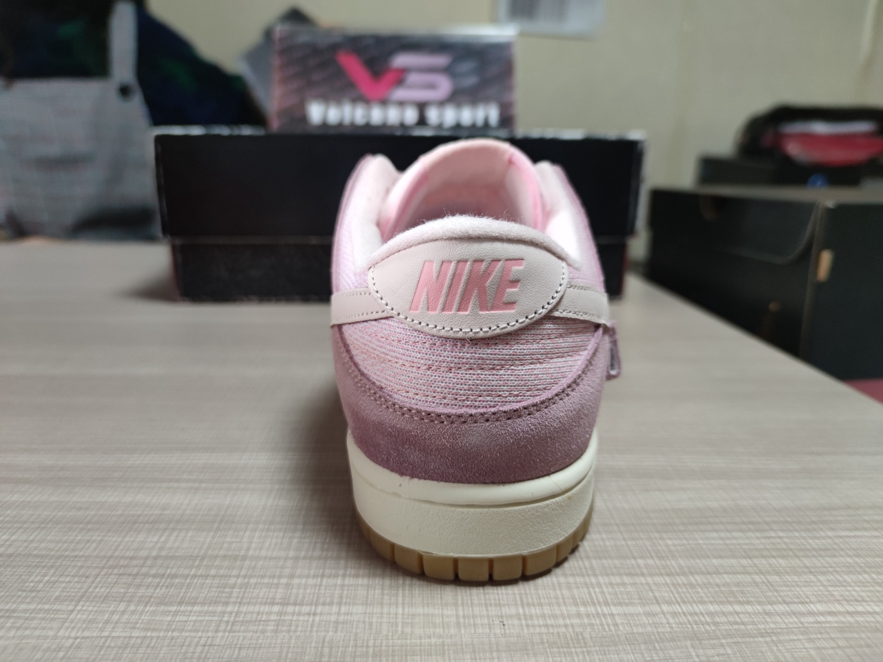 Dunk Low Teddy Bear DZ5318 640