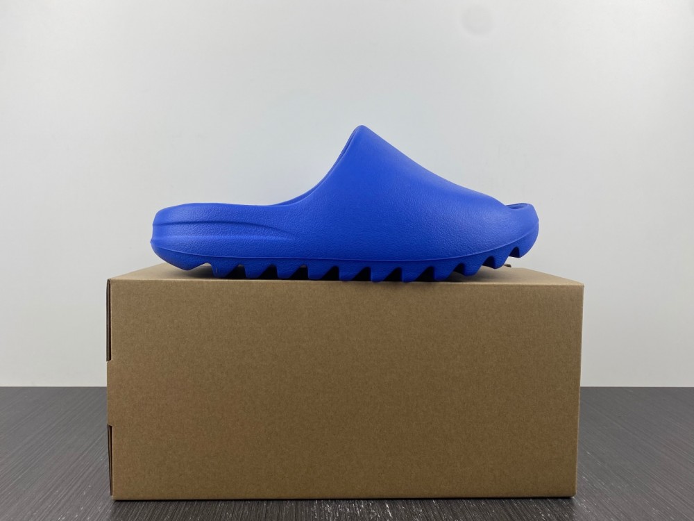 adidas Yeezy Slide Azure ID4133