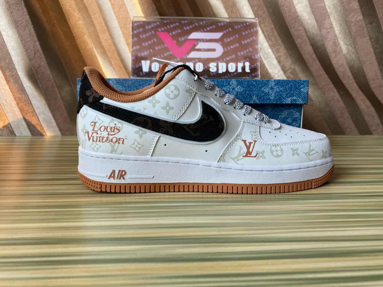 Nike Air Force 1'07 Low LV CV0670-600