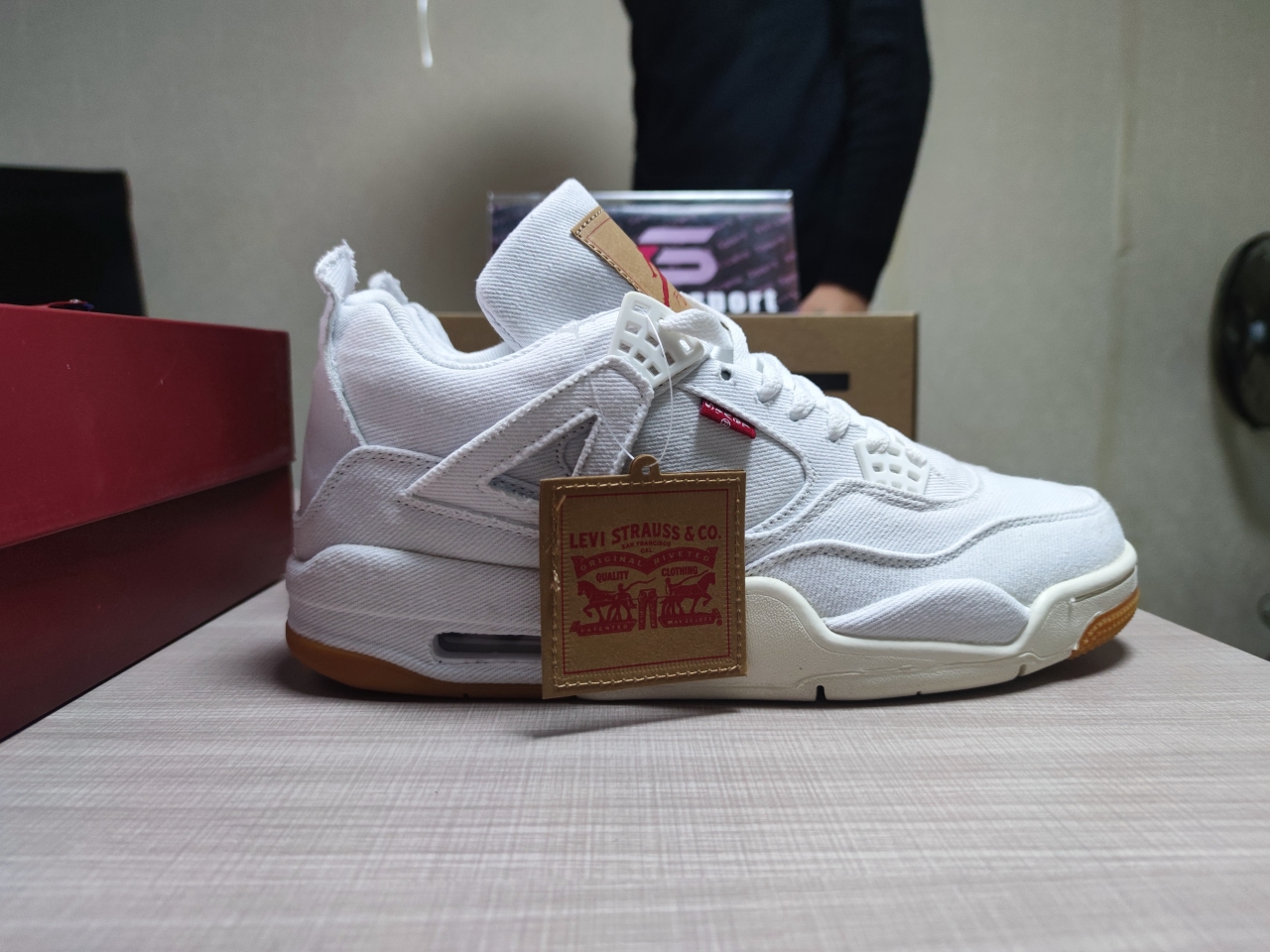 Levi's X Jordan 4 Retro White AO2571-100