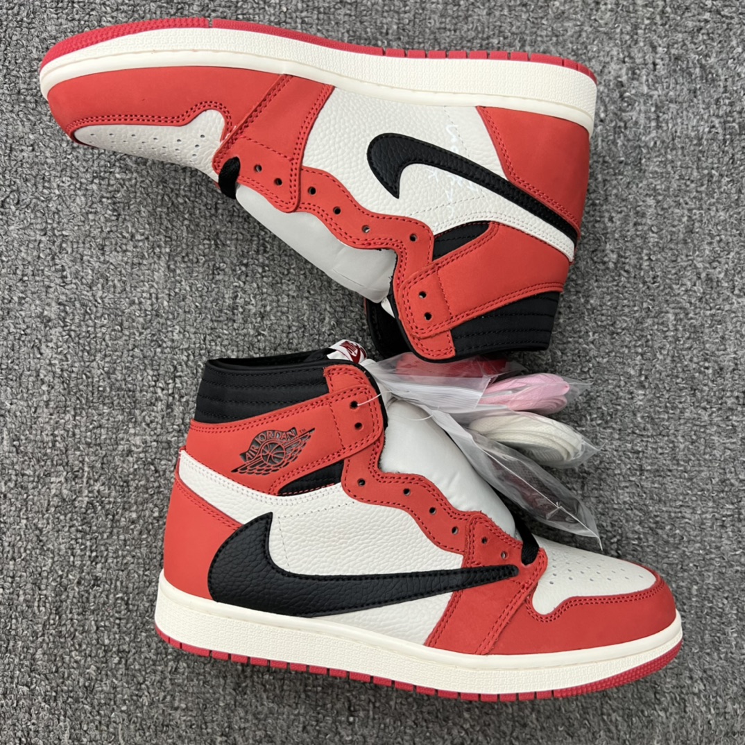 NIKE Travis Scott x Air Jordan 1  AA3834-101