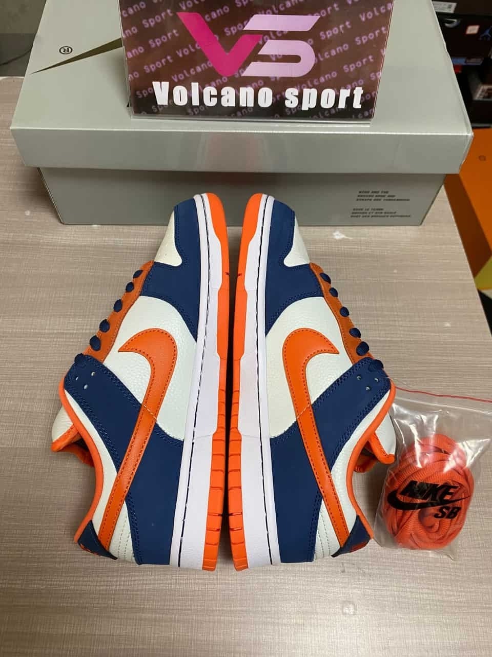 Dunk Low Pro SB 'Broncos' 304292-184