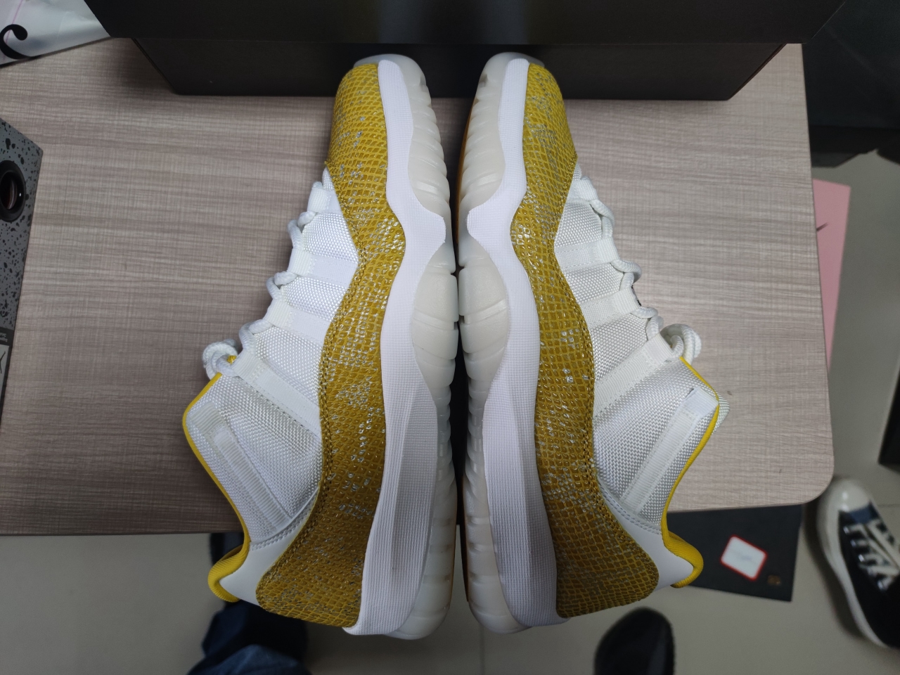 Jordan 11 Retro Low Tour Yellow Snakeskin AH7860 107