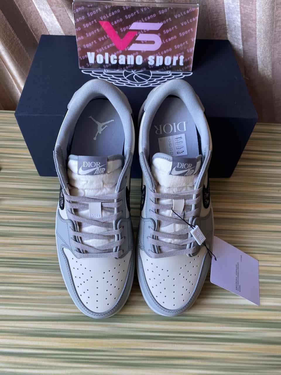 Di0r x Jordan 1s Low