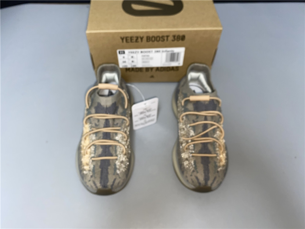 adidas Yeezy Boost 380Pepper