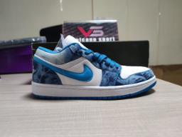 Jordan 1 Low Washed Denim DM8947 100