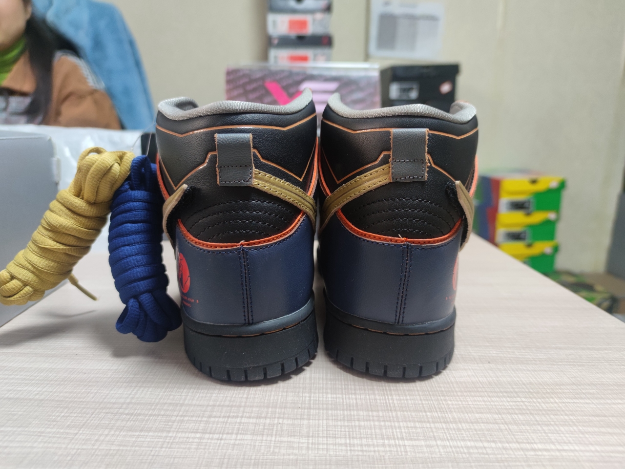 SB Dunk High RX-0 Unicorn Gundam 02 Banshee DH7717 400