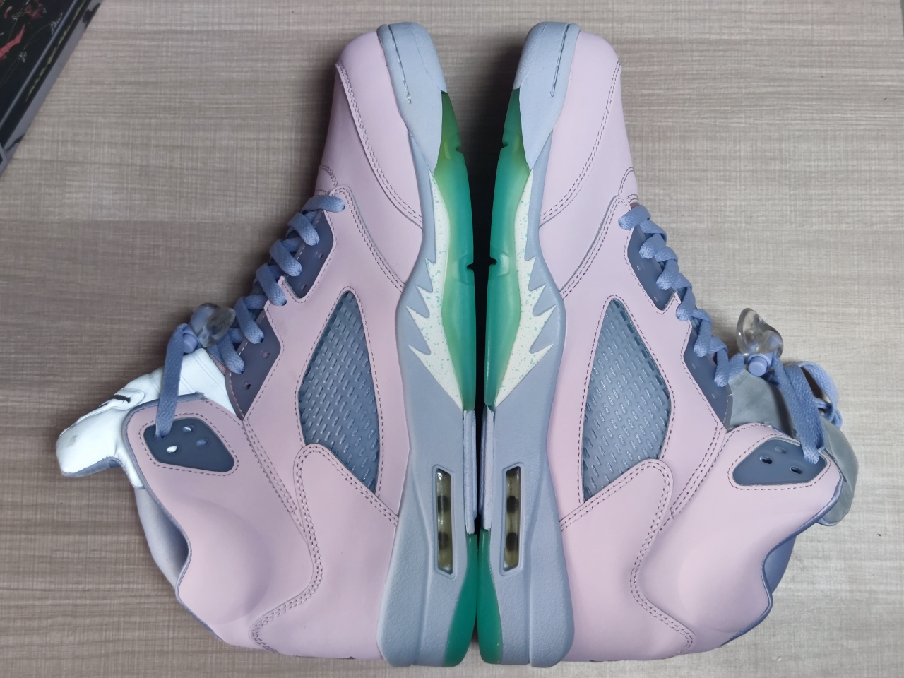 Jordan 5 Retro Easter DV0562-600