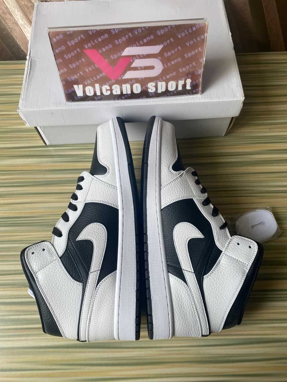 Jordan 1 Mid Split Black White DR0501-101