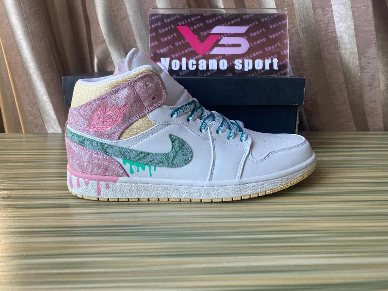 Jordan 1 Mid Paint Drip DD1666-100