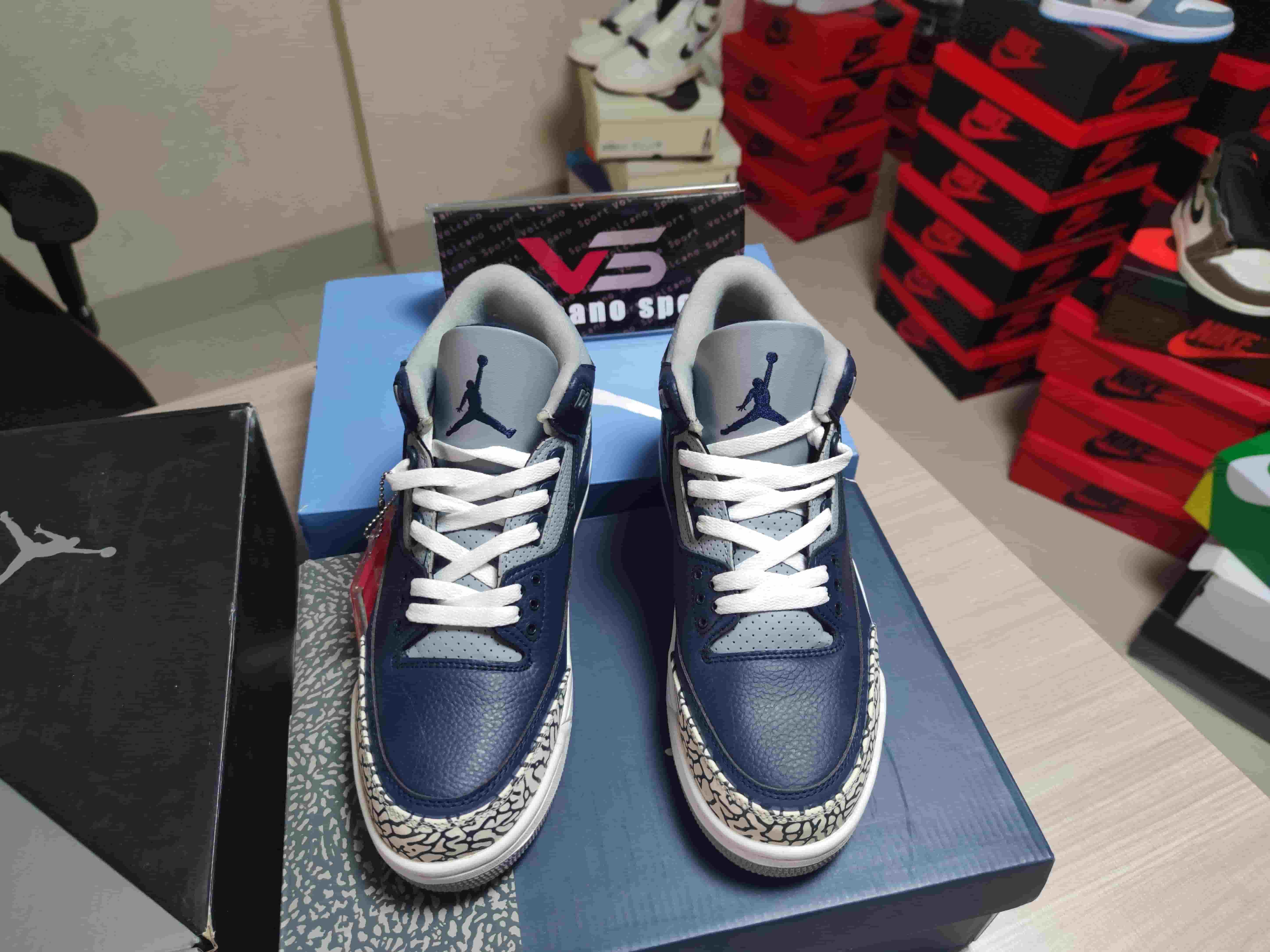 Jordan 3 “Midnight Navy”CT8532-401